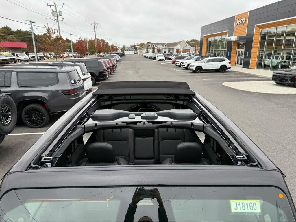 new 2026 Jeep Wrangler car, priced at $61,500