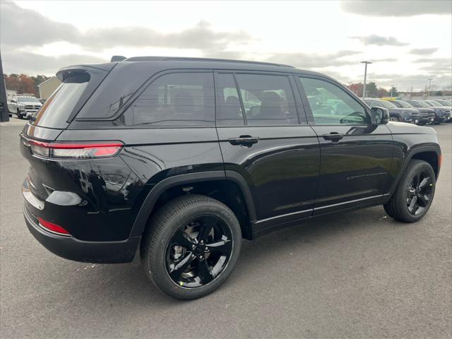 new 2025 Jeep Grand Cherokee car, priced at $48,175