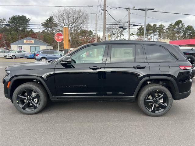 new 2025 Jeep Grand Cherokee car, priced at $48,175