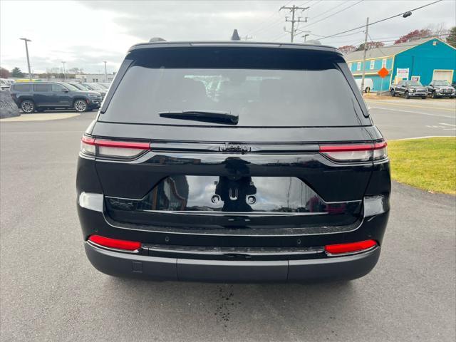 new 2025 Jeep Grand Cherokee car, priced at $48,175