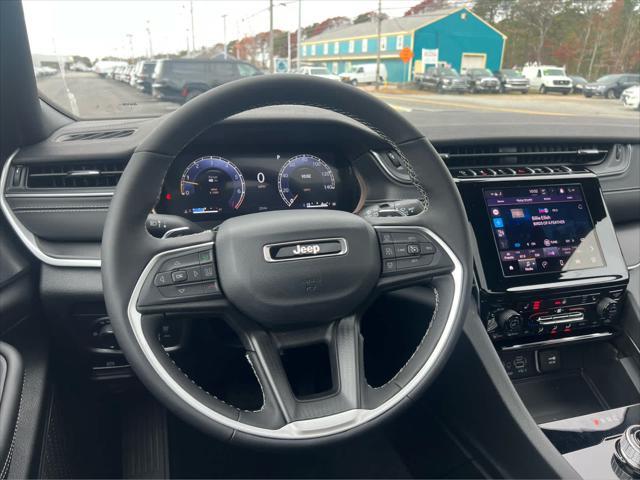 new 2025 Jeep Grand Cherokee car, priced at $48,175