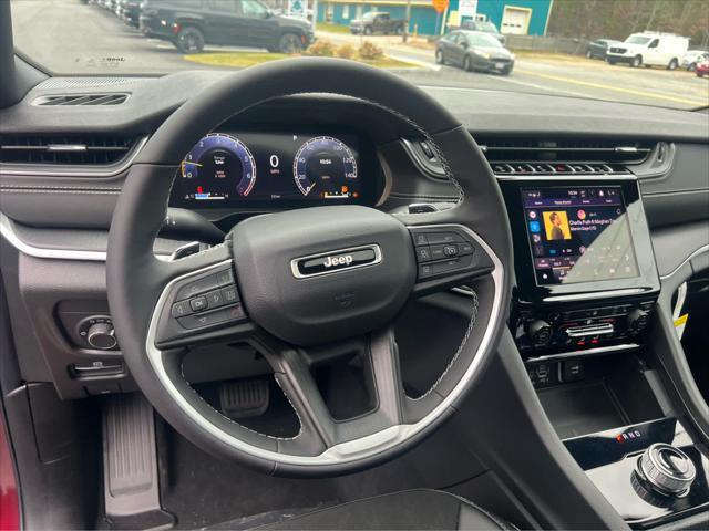 new 2025 Jeep Grand Cherokee car, priced at $47,175