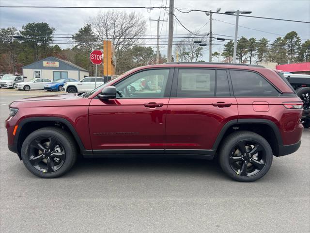 new 2025 Jeep Grand Cherokee car, priced at $47,175