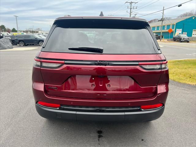 new 2025 Jeep Grand Cherokee car, priced at $47,175