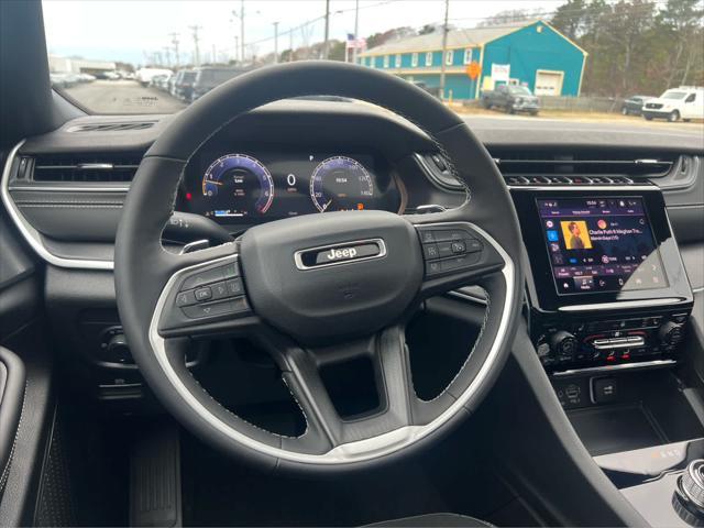 new 2025 Jeep Grand Cherokee car, priced at $47,175