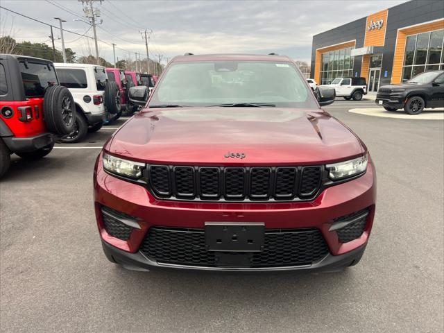 new 2025 Jeep Grand Cherokee car, priced at $47,175