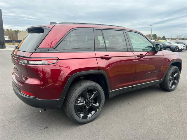 new 2025 Jeep Grand Cherokee car, priced at $47,175