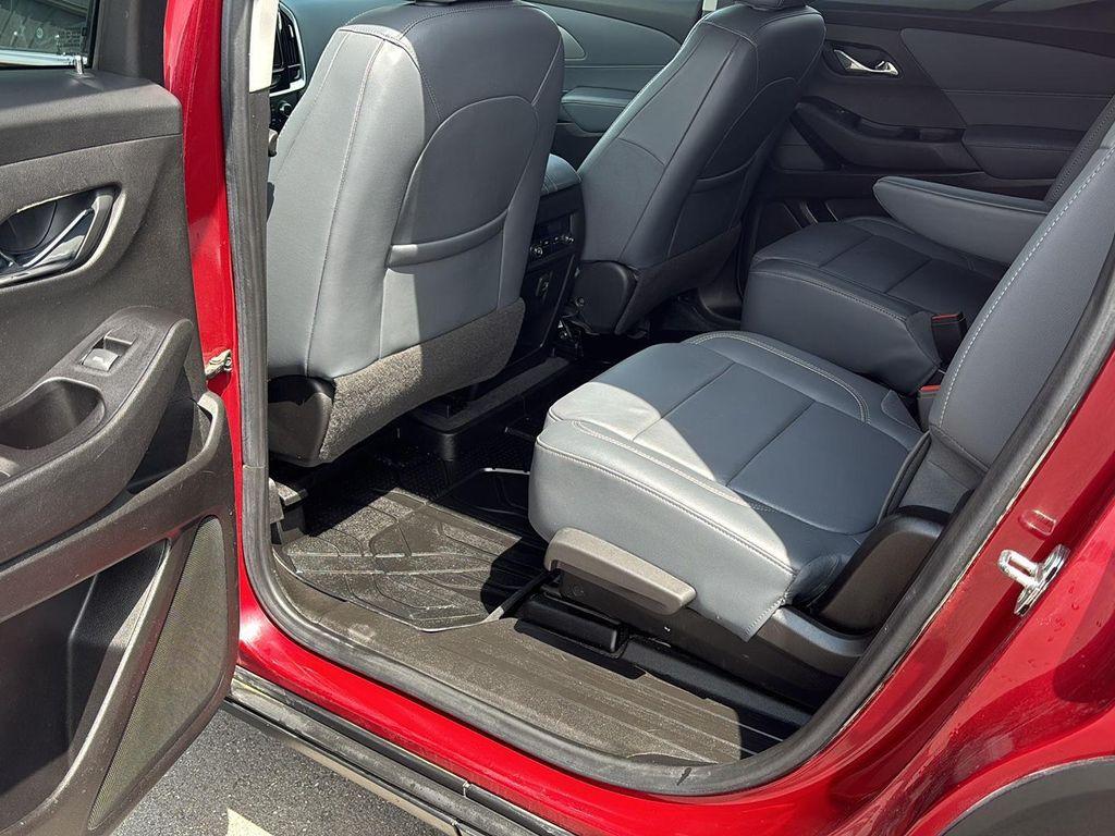 used 2020 Chevrolet Traverse car, priced at $19,995