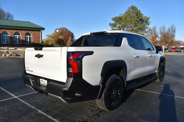 new 2025 Chevrolet Silverado EV car