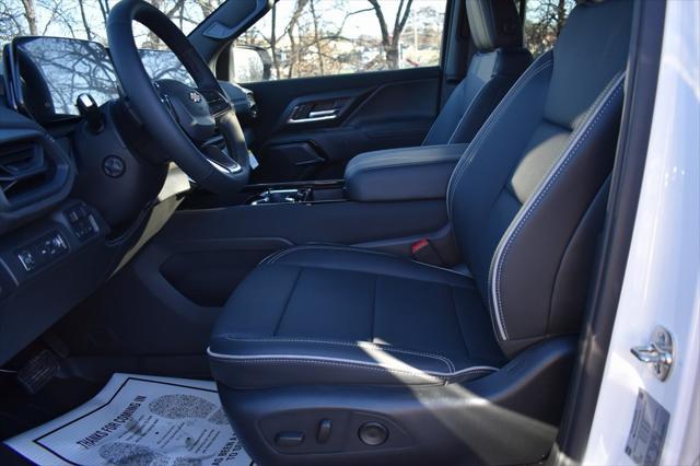 new 2025 Chevrolet Silverado EV car