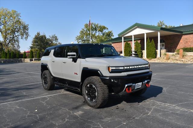 new 2025 GMC HUMMER EV SUV car