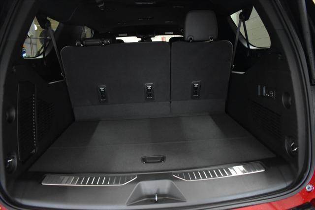 new 2025 Chevrolet Suburban car