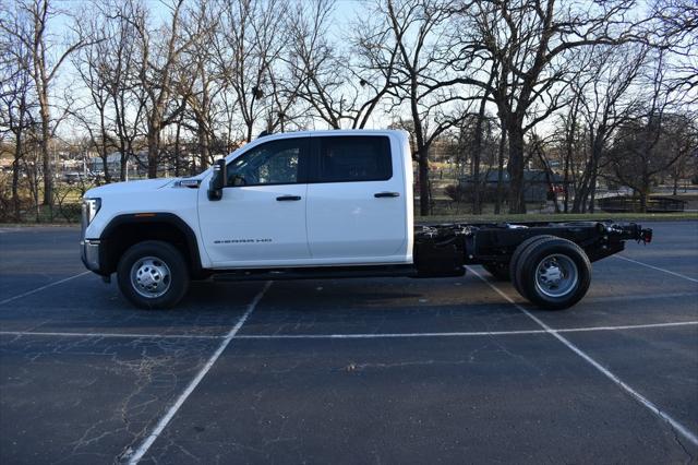 new 2025 GMC Sierra 3500 car