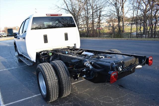 new 2025 GMC Sierra 3500 car