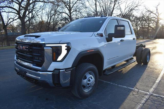 new 2025 GMC Sierra 3500 car