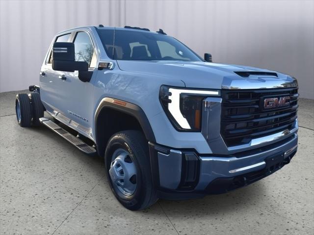 new 2025 GMC Sierra 3500 car, priced at $67,545