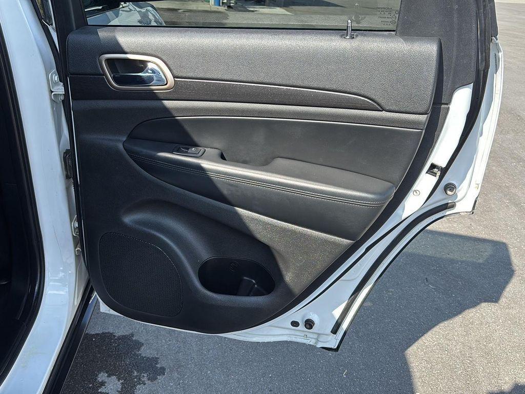 used 2015 Jeep Grand Cherokee car, priced at $11,589