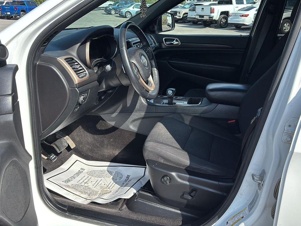 used 2015 Jeep Grand Cherokee car, priced at $11,589