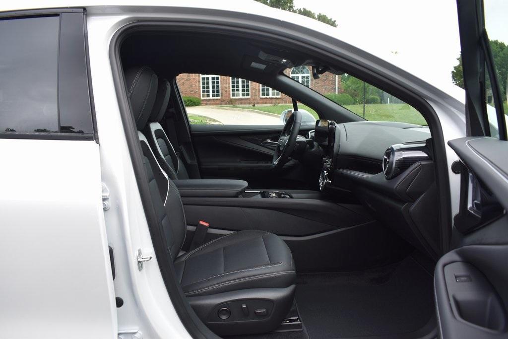 new 2024 Chevrolet Blazer EV car