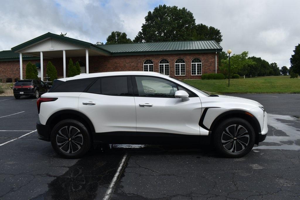 new 2024 Chevrolet Blazer EV car