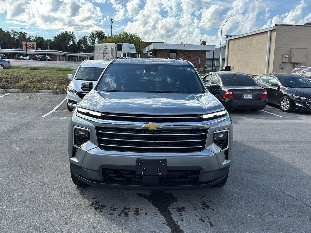 new 2026 Chevrolet Traverse car, priced at $49,420