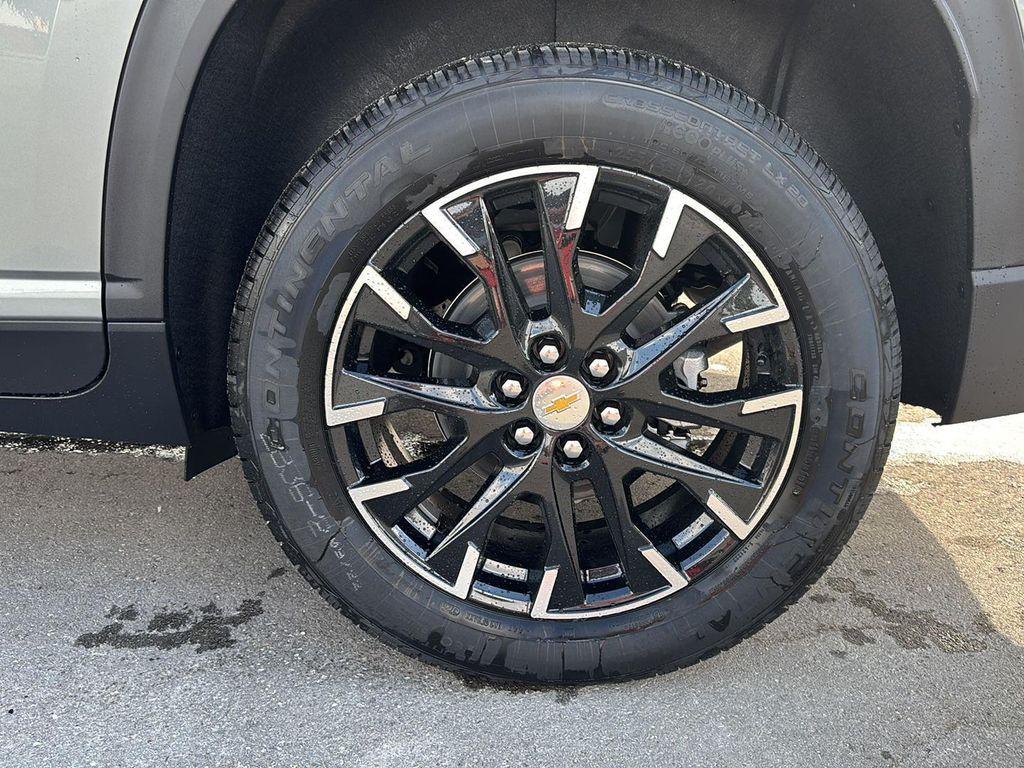 new 2026 Chevrolet Traverse car, priced at $49,420