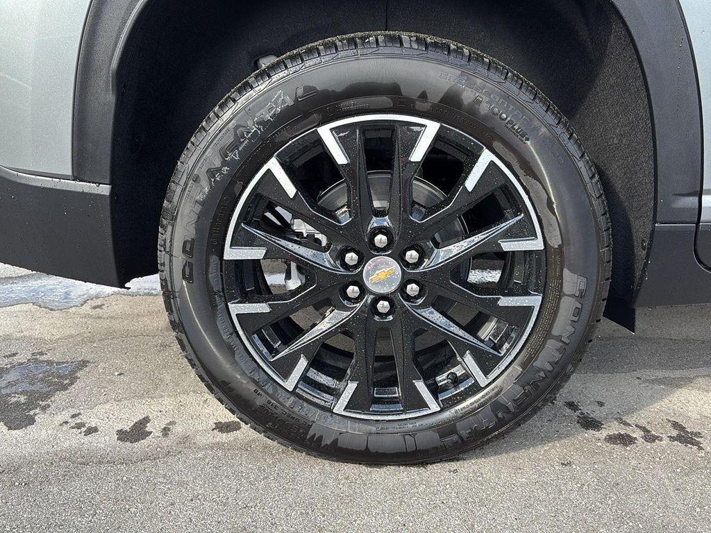 new 2026 Chevrolet Traverse car, priced at $49,420