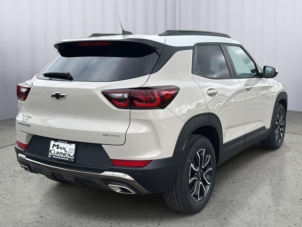 new 2026 Chevrolet TrailBlazer car, priced at $34,330