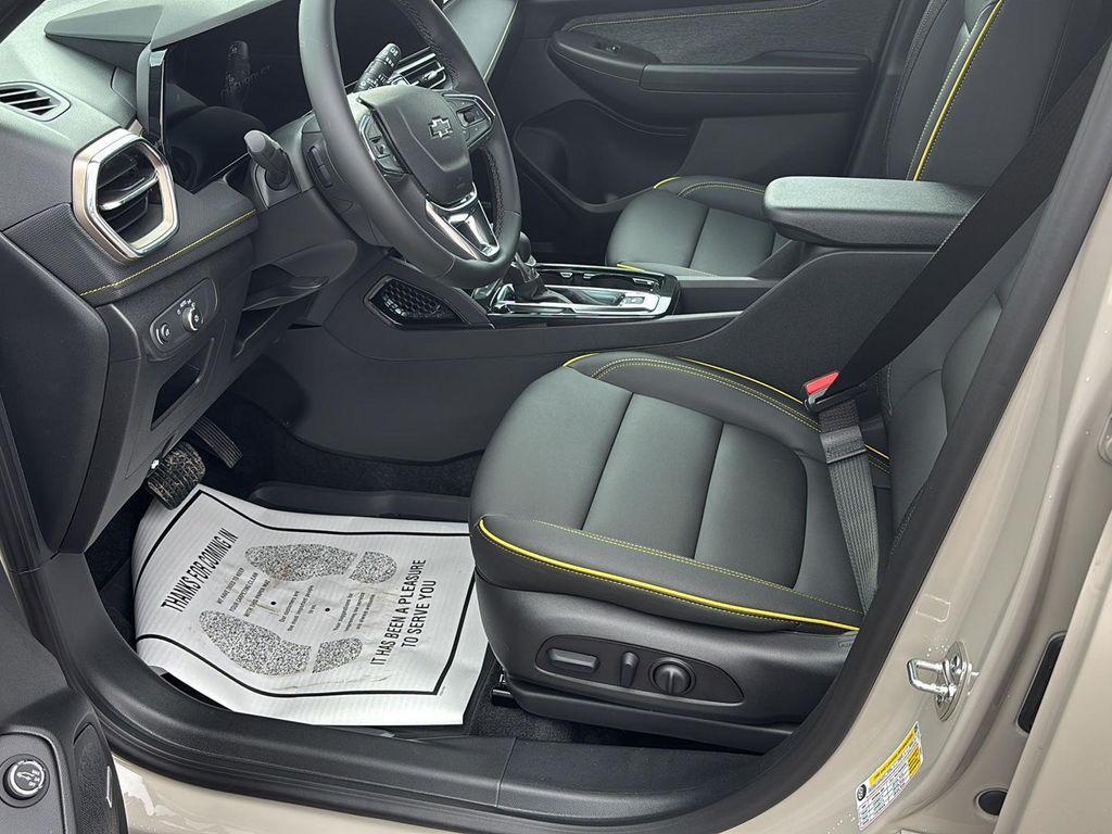 new 2026 Chevrolet TrailBlazer car, priced at $34,330