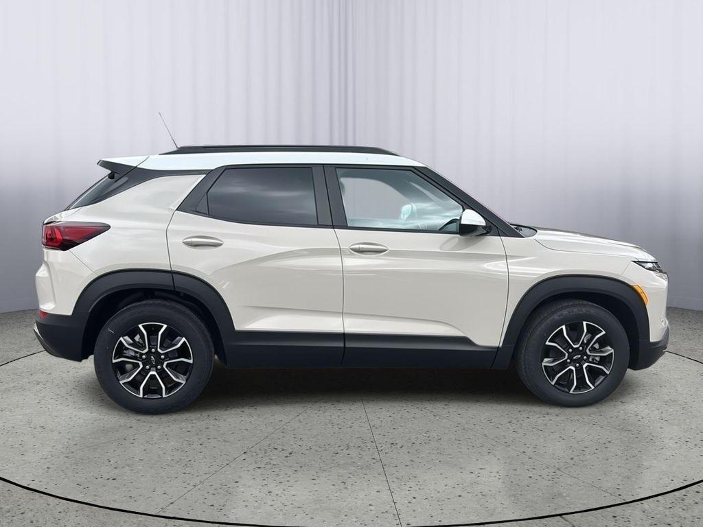 new 2026 Chevrolet TrailBlazer car, priced at $34,330