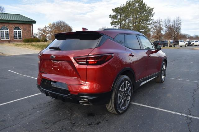 new 2025 Chevrolet Blazer car