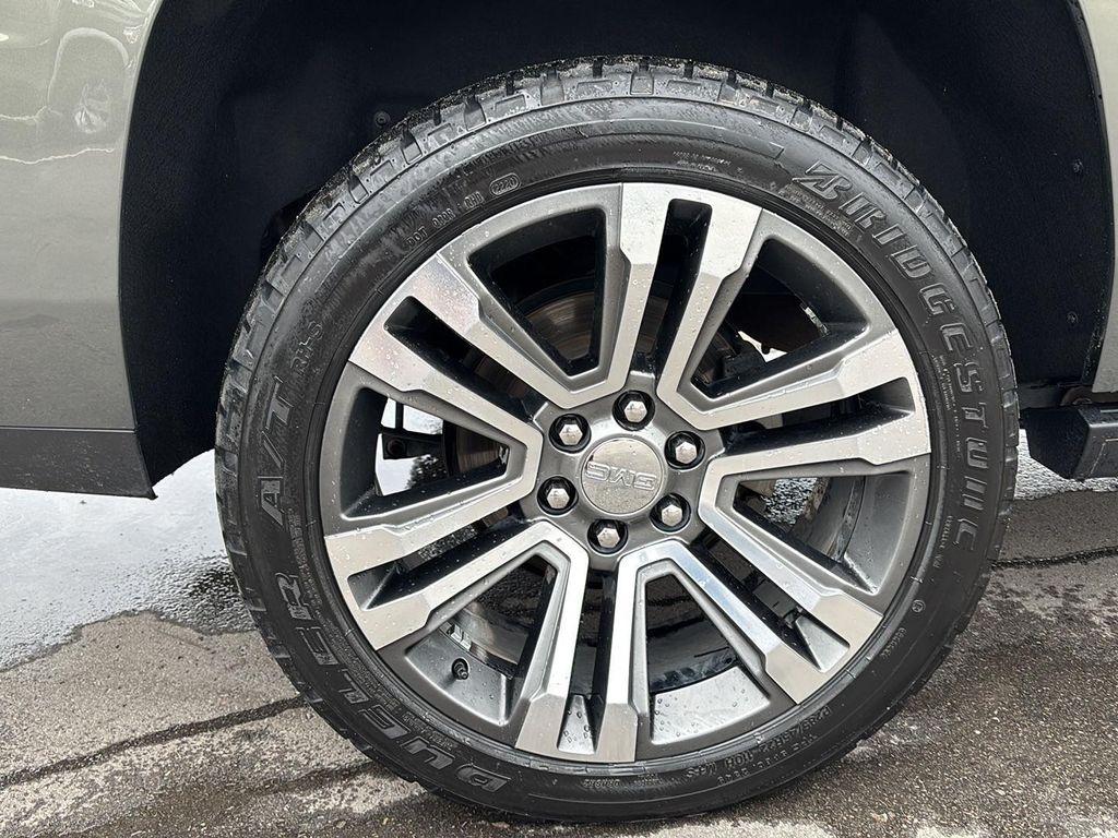 used 2018 GMC Yukon car, priced at $34,698