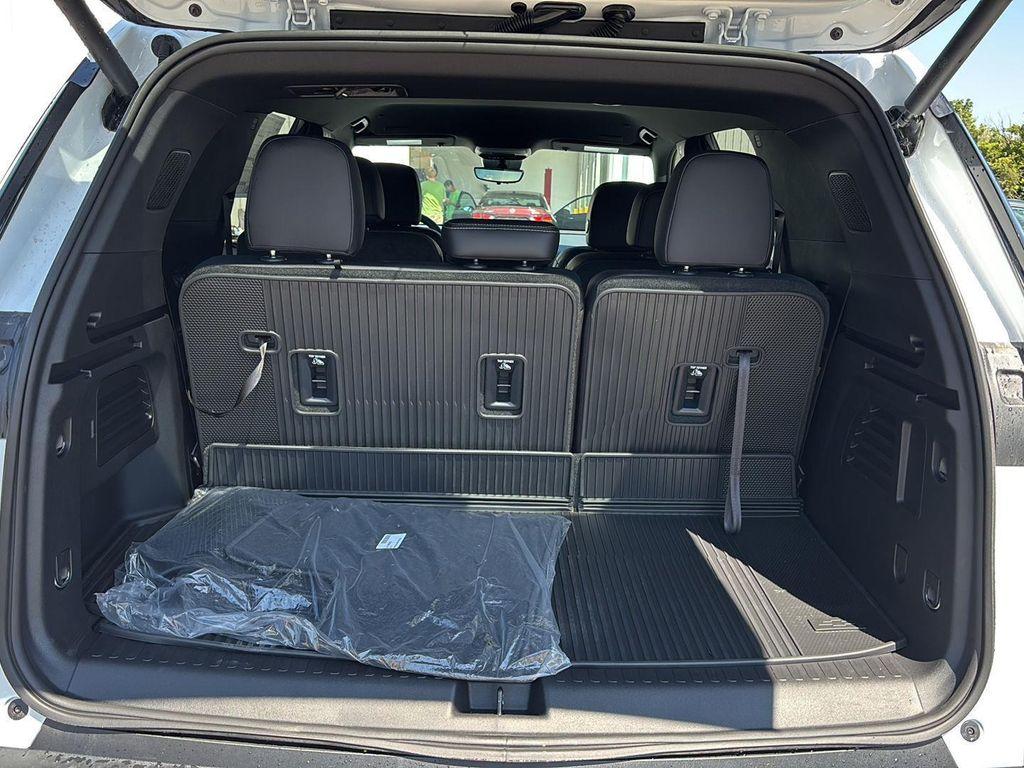 new 2026 Chevrolet Traverse car