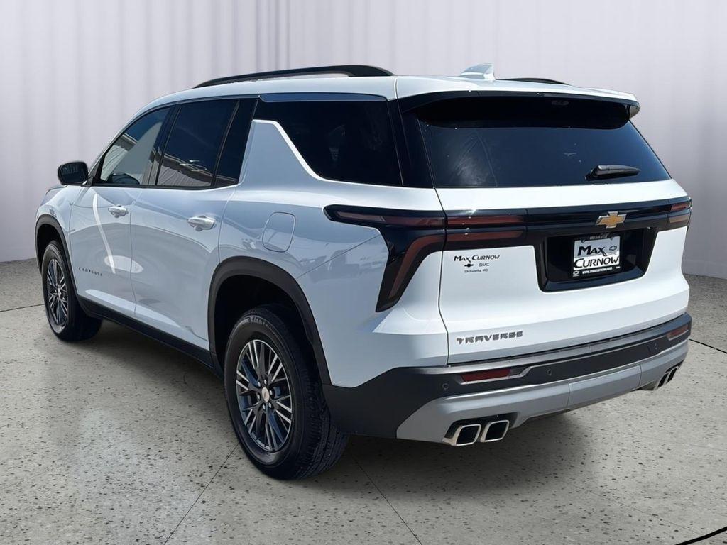 new 2026 Chevrolet Traverse car
