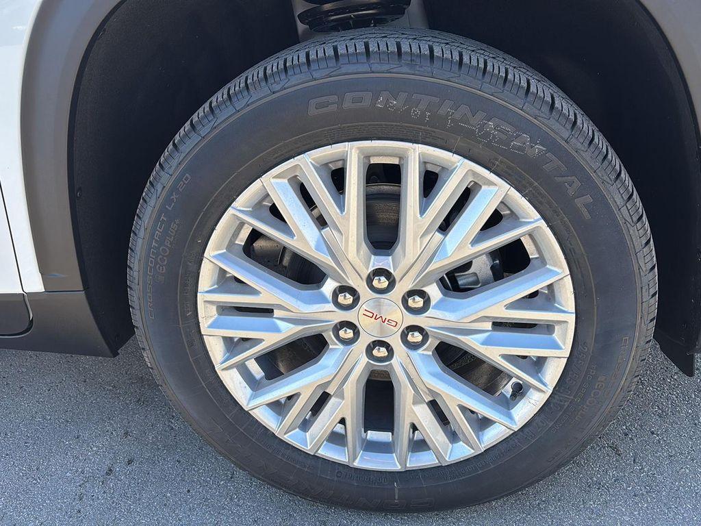 new 2026 GMC Acadia car, priced at $50,980