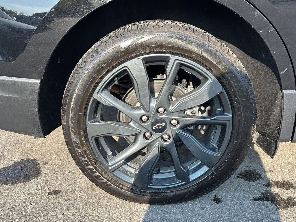 used 2023 Chevrolet Equinox car, priced at $25,784