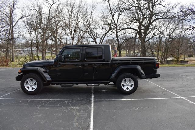 used 2022 Jeep Gladiator car, priced at $33,339