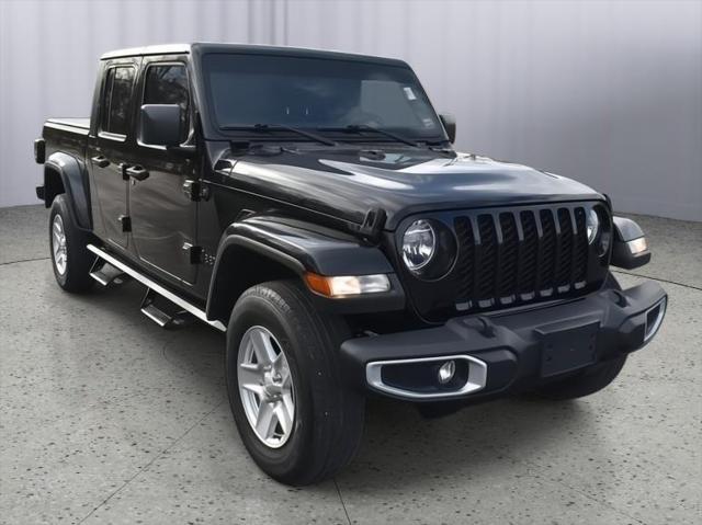 used 2022 Jeep Gladiator car, priced at $30,985