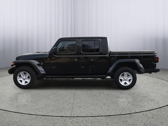 used 2022 Jeep Gladiator car, priced at $30,985