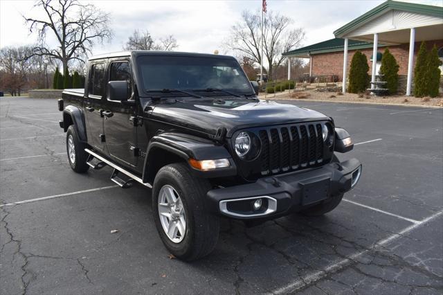 used 2022 Jeep Gladiator car, priced at $33,339