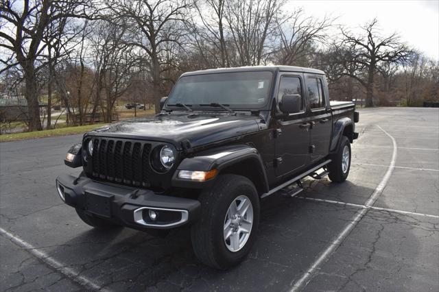 used 2022 Jeep Gladiator car, priced at $33,339