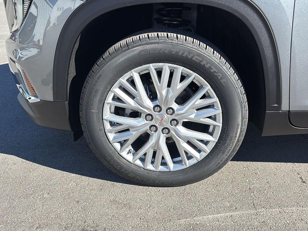 new 2026 GMC Acadia car, priced at $51,475