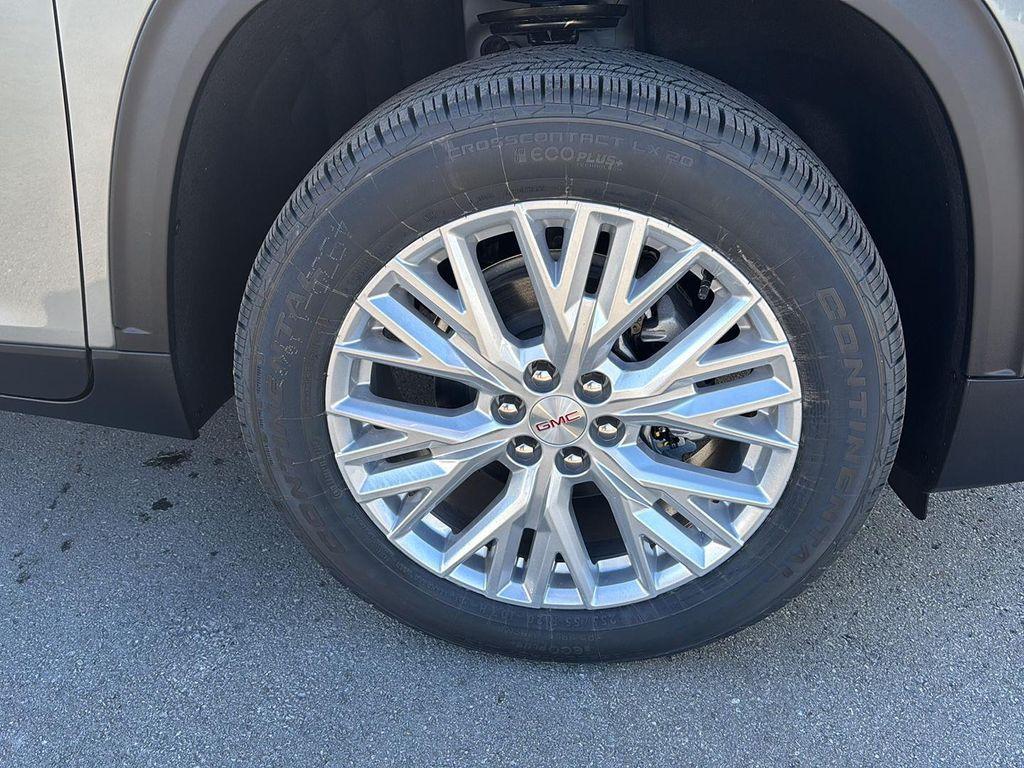 new 2026 GMC Acadia car, priced at $51,475