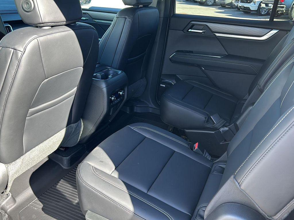 new 2026 GMC Acadia car, priced at $51,475