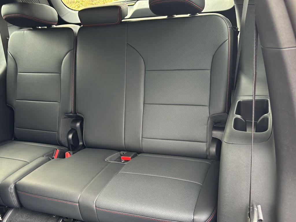 new 2026 Chevrolet Traverse car