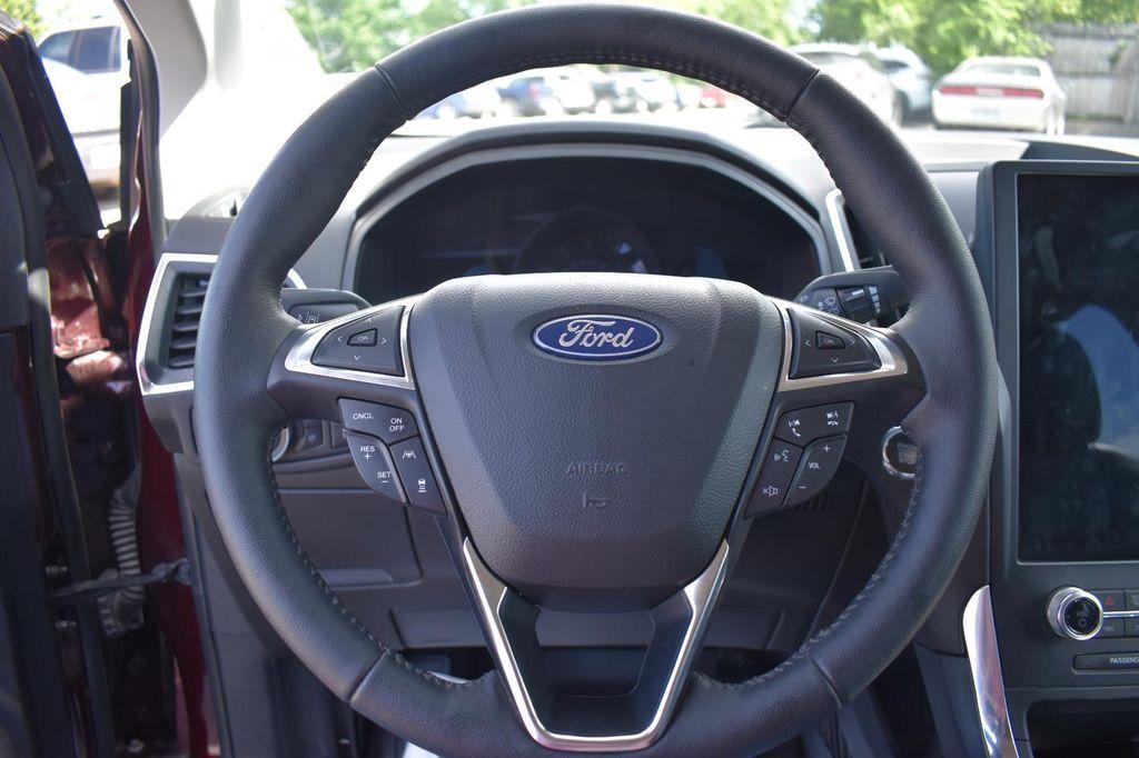 used 2022 Ford Edge car, priced at $29,795