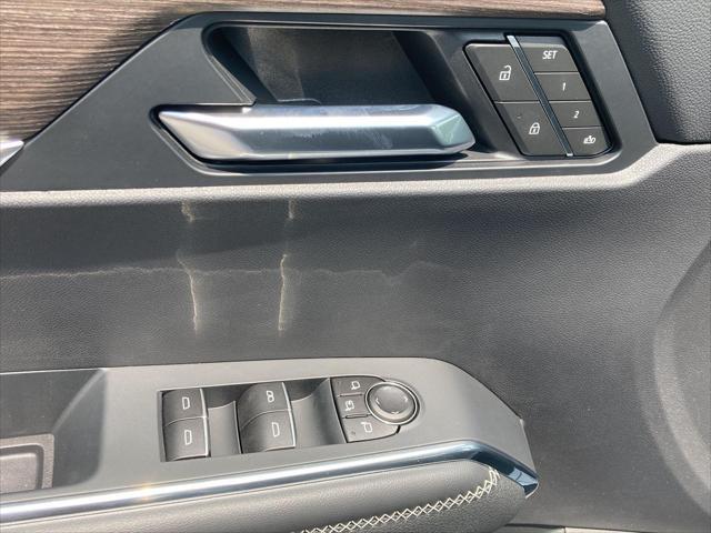 new 2025 GMC Acadia car, priced at $59,580