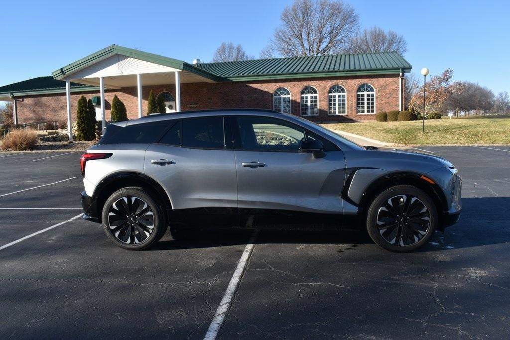 new 2024 Chevrolet Blazer EV car