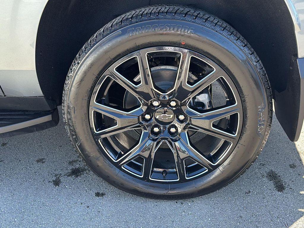 new 2026 Chevrolet Suburban car