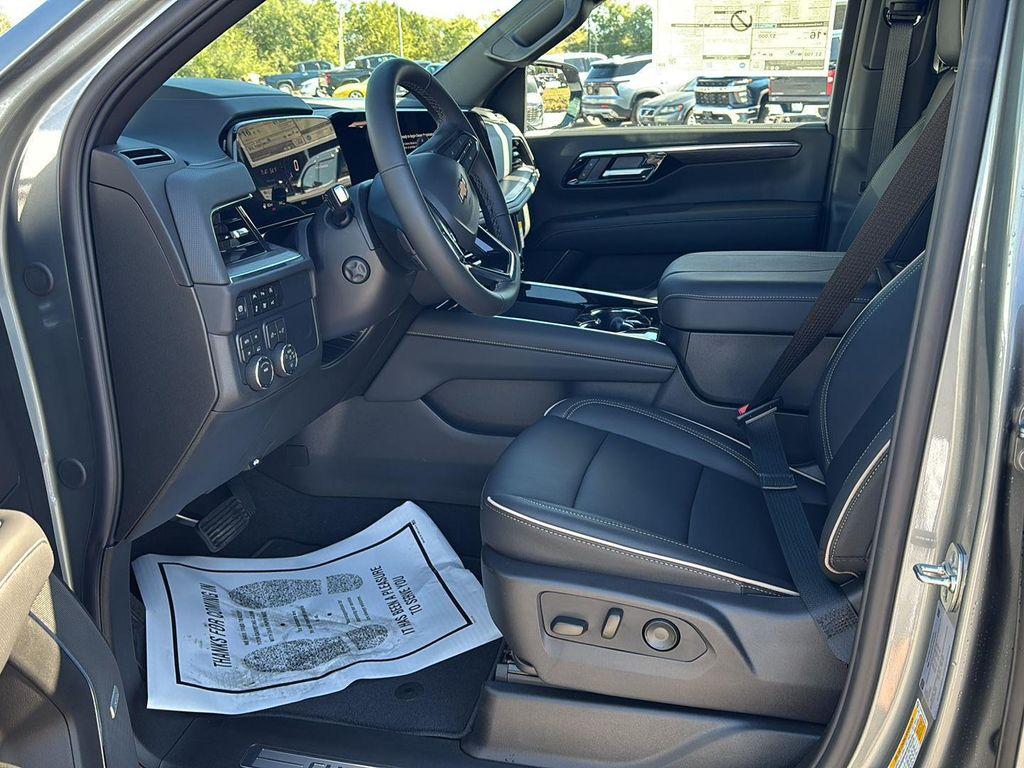 new 2026 Chevrolet Suburban car